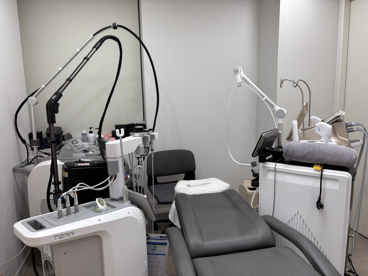 🐱すばらしい🍤巨顔🐱 tweet media