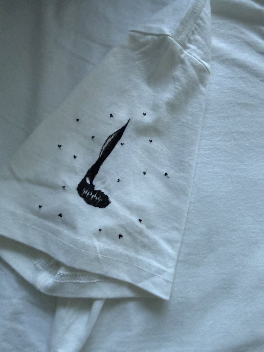 ThyMightyLord's tweet photo. In honor of corpsetwt community and corpse, here is the bag and shirt I made. 

Should I put a wine stain on my White Tee? ⛓️🖤 https://t.co/gnshmdmaJP