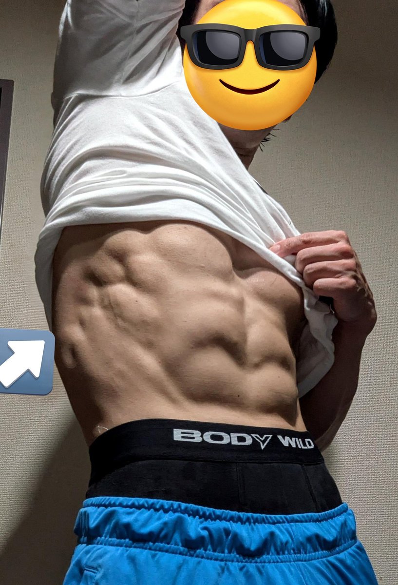 前鋸筋の資料で腹斜筋と混同してしまっている物が流れてきたのでピンポイントの写真を再掲しておきます

赤いギザギザが前鋸筋でその下が腹斜筋です