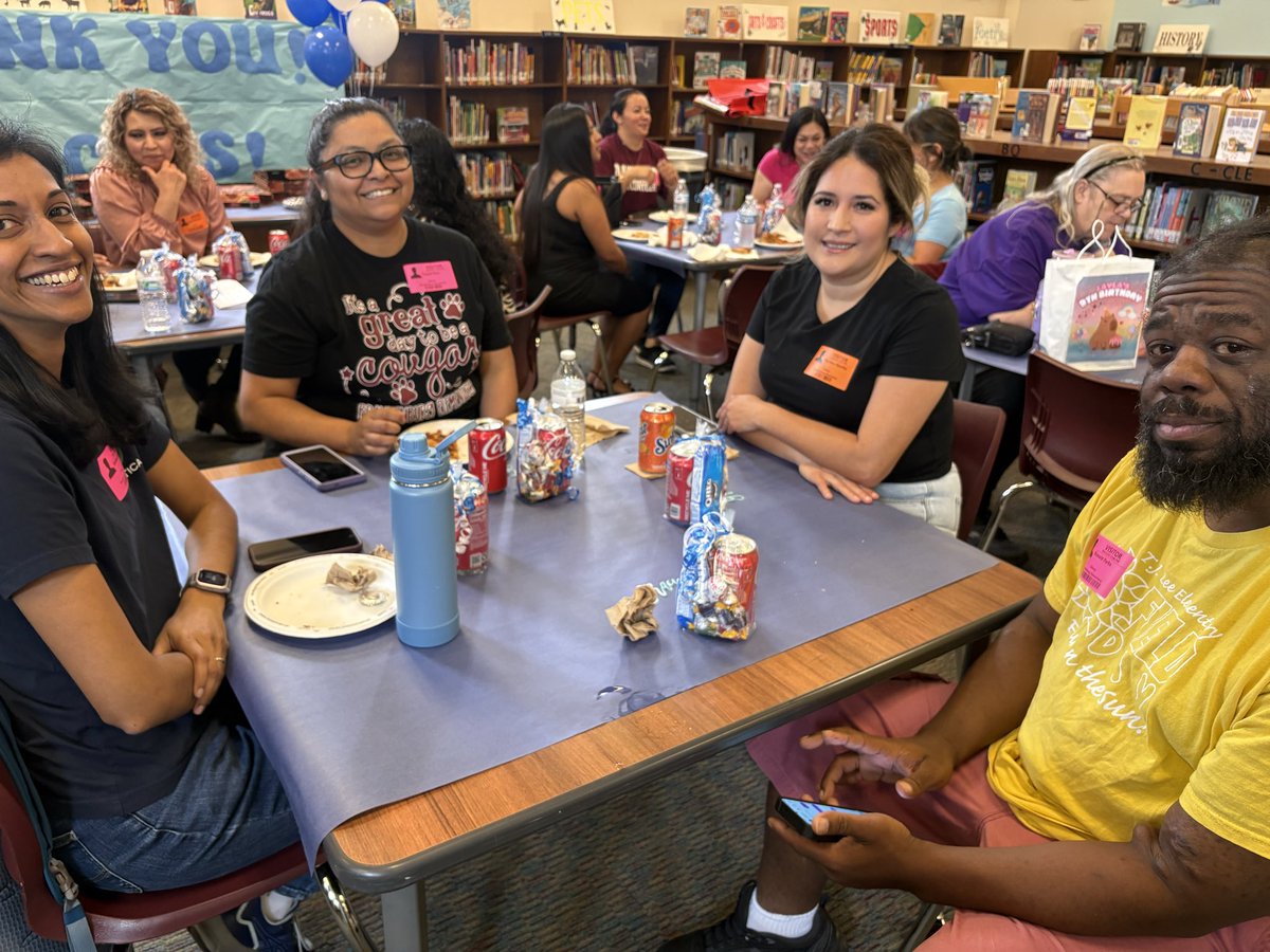 BburgCougars's tweet image. 🎉❤️👏🏽 It is Volunteer Appreciation Week and we would like to thank our wonderful &amp;amp; amazing Volunteers! They do so much for our school community!  They are the best! We appreciate all that you do! 🥰🎈👍🏽 @PFE_IISD @IrvingISD #ExcellenceInAction