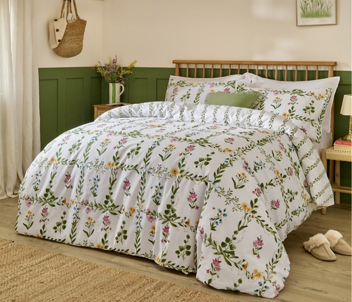 Mr Lumpy & Friends tweet media