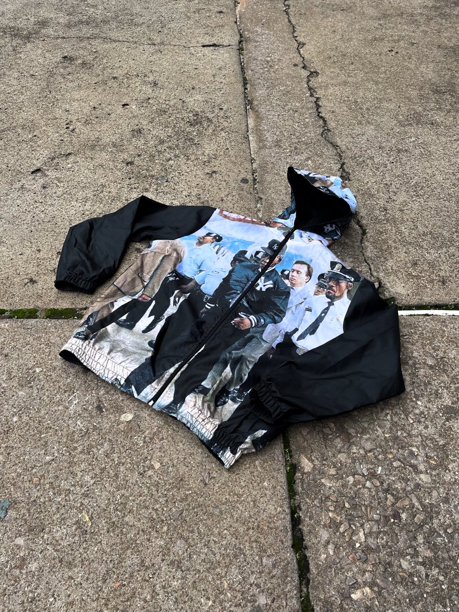 MR.SINOMERY tweet media