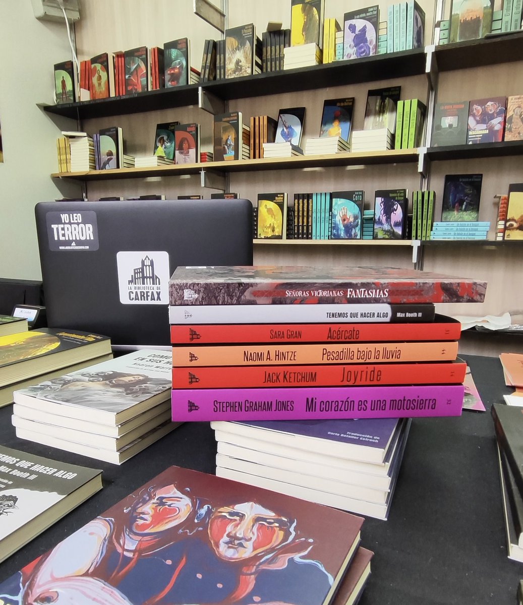 La biblioteca de Carfax tweet media