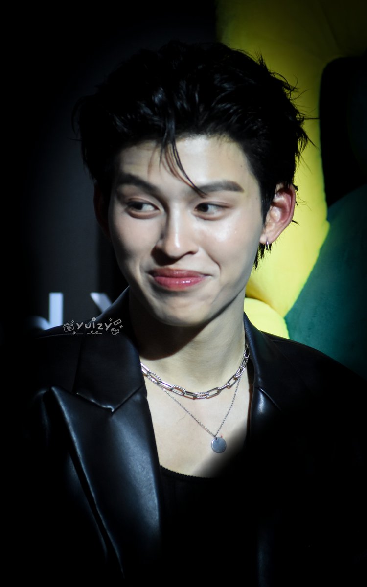 🍋yUiZy🌈 tweet media