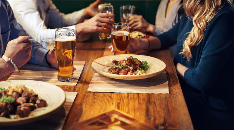 CLHNews's tweet image. Restaurants Return to Growth in March But Pub Sales Slow as Cost Fears Mount catererlicensee.com/restaurants-re… #Bars #Business #EatingOut