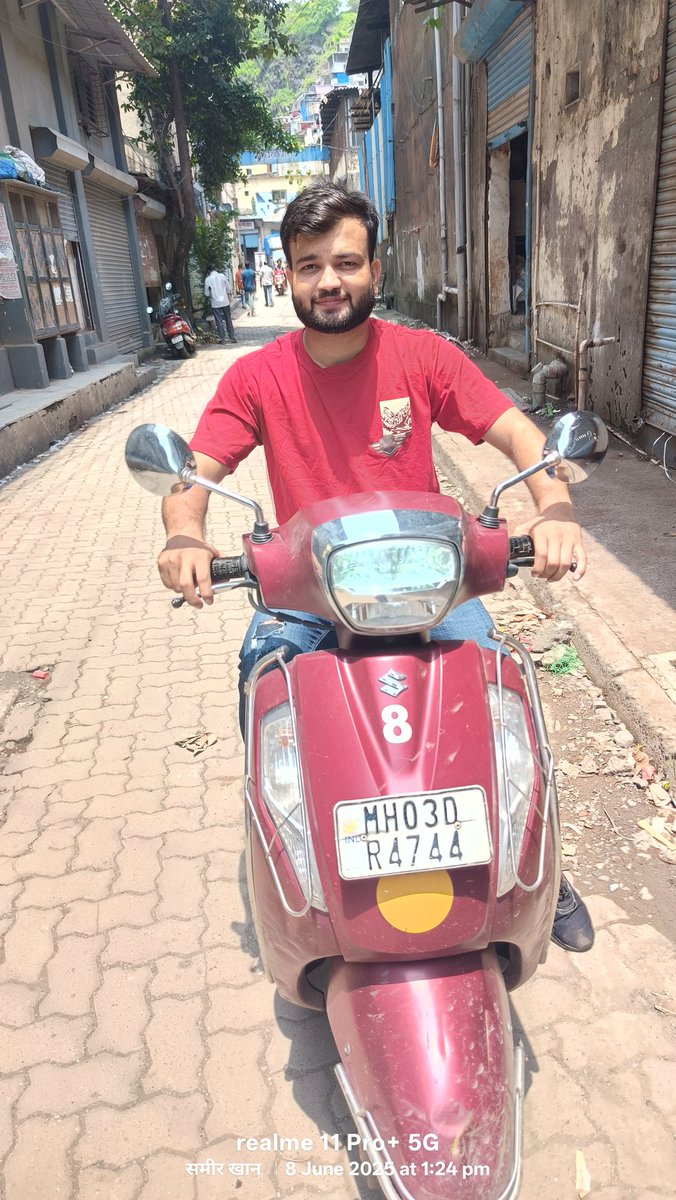 SameerKhan7081's tweet image. मुझे  वहां से पढ़िए जहां से मैं खामोश हूँ 
यह हंसना हंसाना हुनर है  हमारा।
#foryoupage #explorepage #highlight #explore #photoshootday #photography