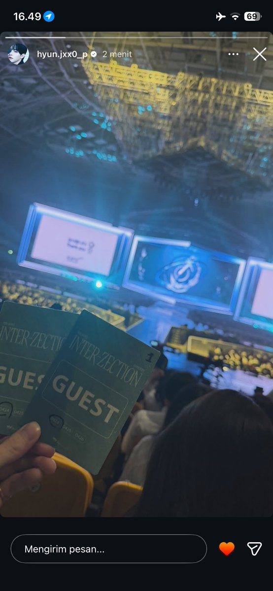 memeii•ɞ• tweet media