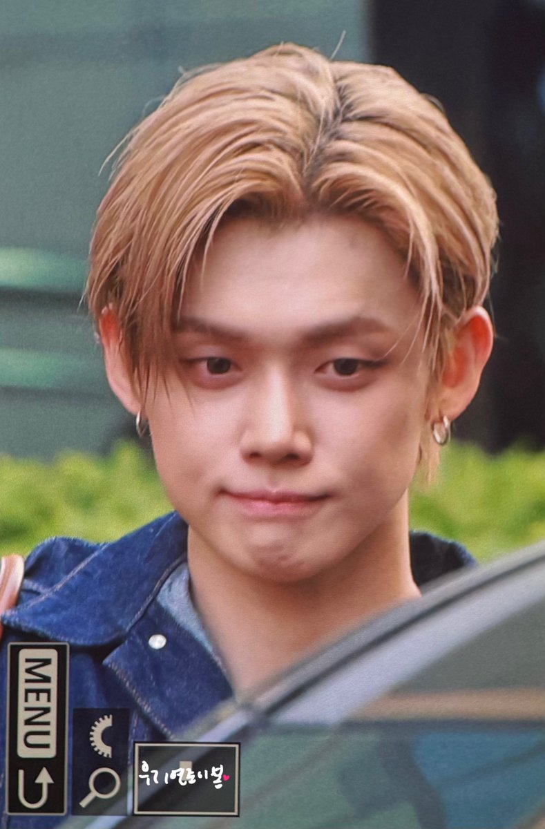 봄 tweet media