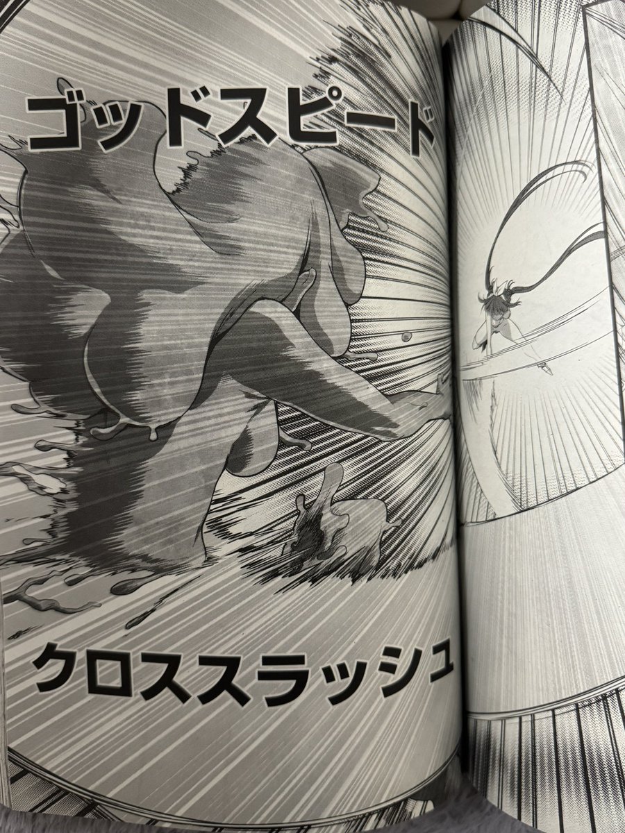 27日発売の月刊コミックアライブにて、『女神敗北』33話が掲載です。
トーナメントの3対3のチーム戦、遂に敗退者がでてしまう…!
更に今回もう2人の戦闘不能者が出てしまう怒涛の展開に。
まもなくチーム戦も決着へ。果たして勝ち抜けるのはどちらか?😈😎🖋️ 