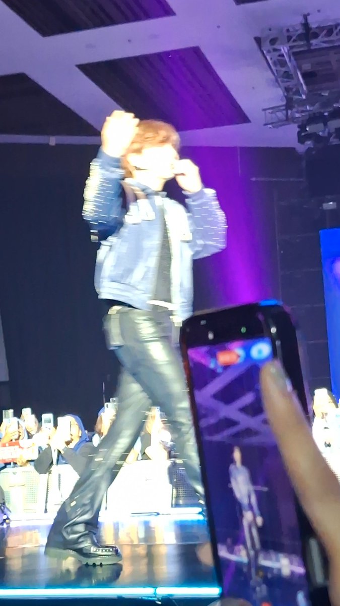 나나 seen monsta x 🍉 tweet media