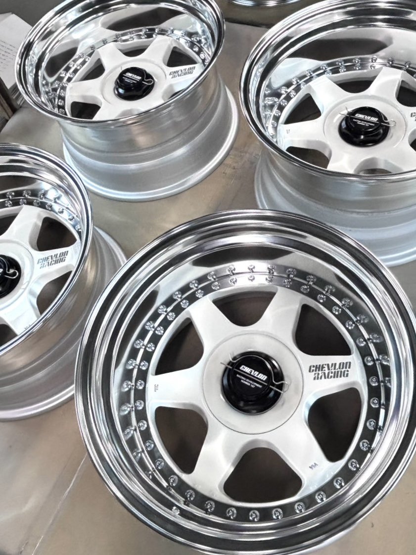 【SUPER STAR CO.,LTD.】スーパースターホイール tweet media