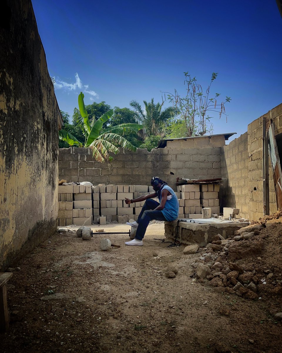 warzpilot's tweet image. M.O.M.E.N.T.U.M 💫 

Battosai | Warzpilot | Afrobeats
#warzpilot #composer #afrobeats