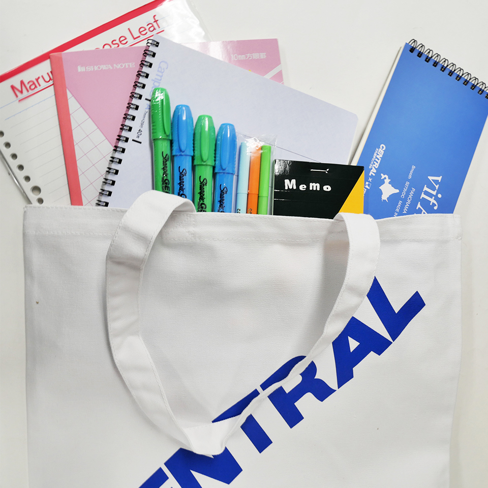 【予告】
ノークレームノーリターン！
#サッポロモノヴィレッジ にて #大丸藤井セントラル お楽しみ袋を販売いたします！

セントラルオリジナルトートバックに訳アリ商品を入れてなんと1,650円！トートバックだけでも1,430円！
モノヴィレッジ皆勤賞の担当者が力を入れたお楽しみ袋です🔥