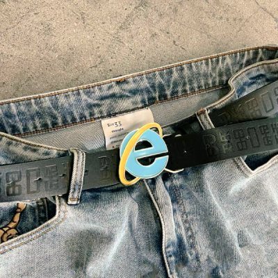 ダサセーター画像 tweet media