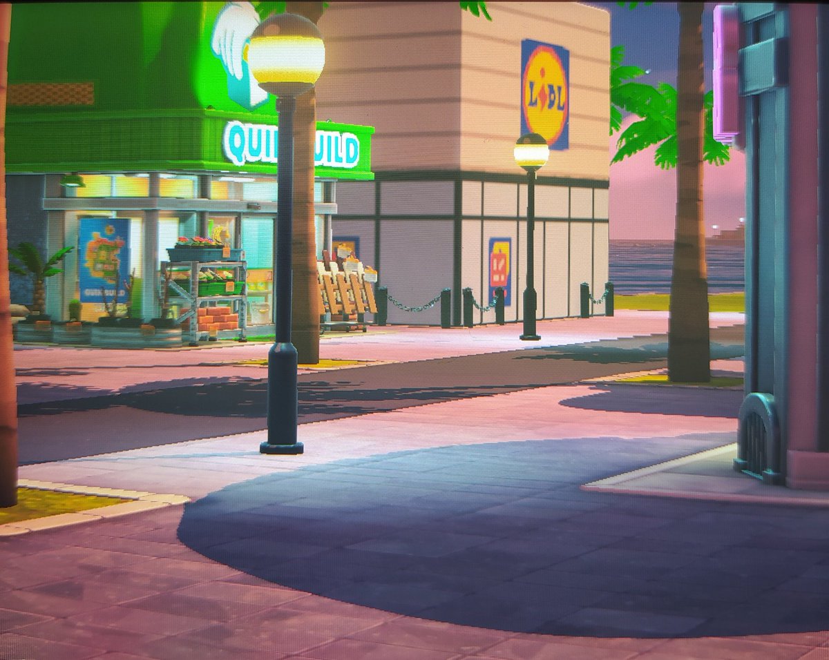 Ha abierto un LiDL en mi isla 🙂‍↕️