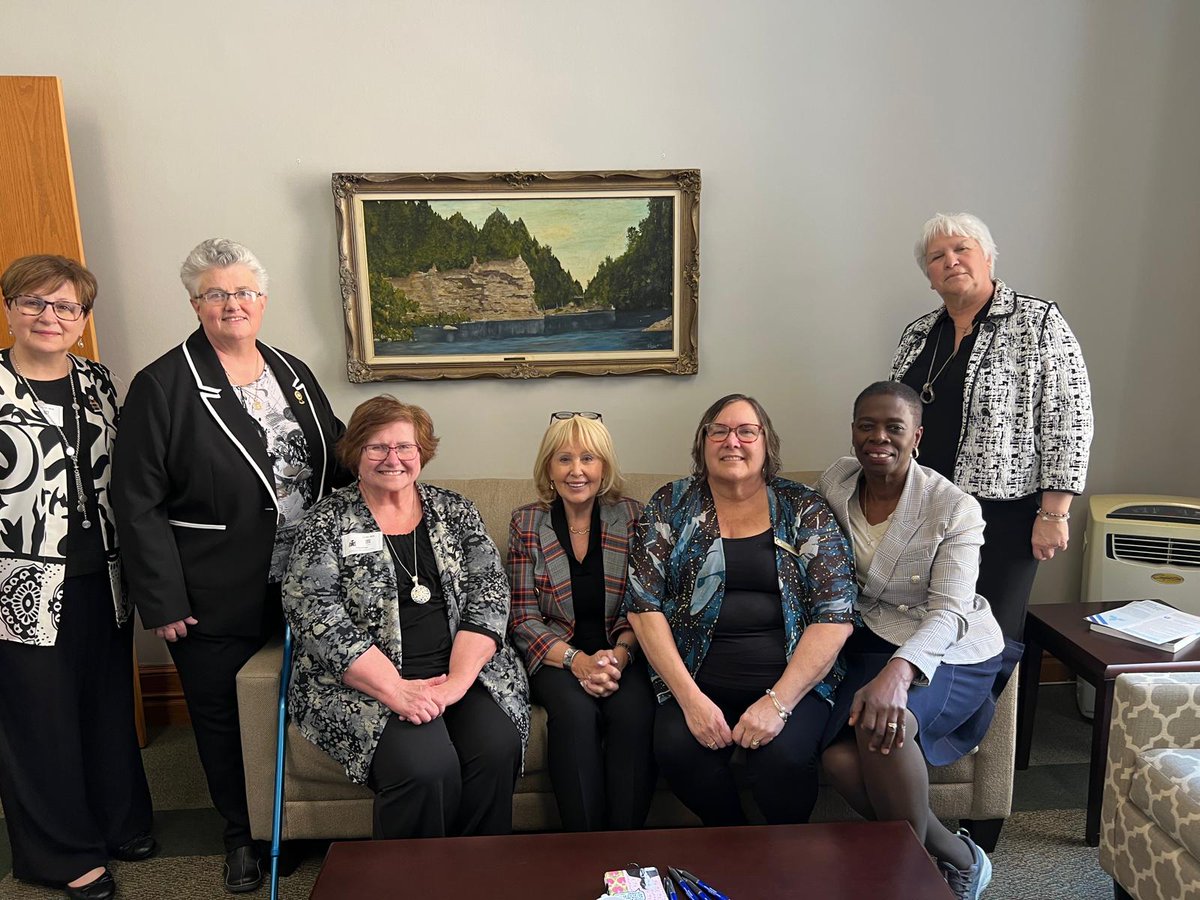 MppGualtieri's tweet image. Honoured to welcome the Catholic Women’s League to Queen’s Park and meet with my dedicated CWL sisters.
I was grateful to reflect on my own time at the CWL, and the values of faith, service, and community it continues to uphold across Ontario.

#MPP #Mississauga