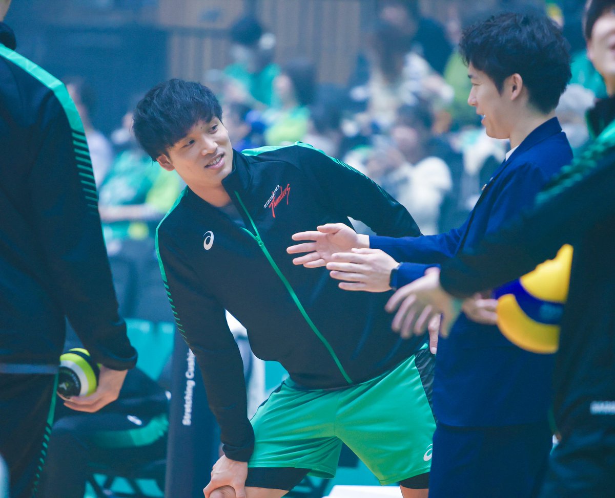 山口氏と。
試合前にかなり長くお話されていて、見ているこちらも癒されました…😌