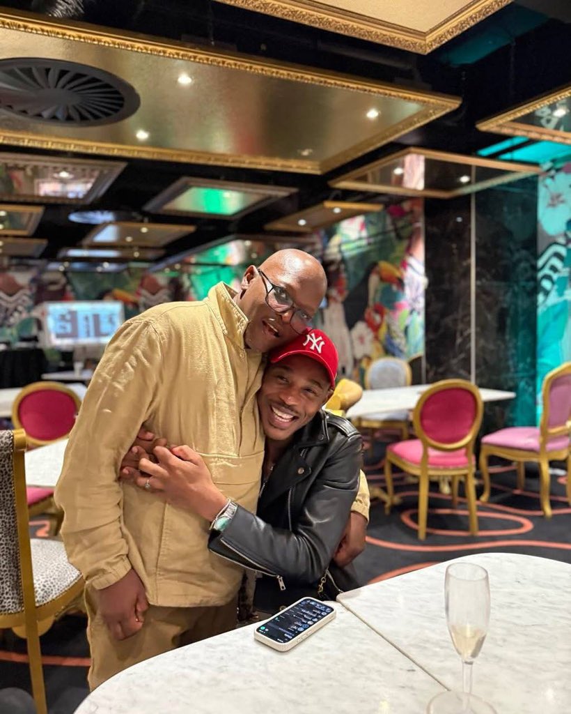 Man’s NOT Barry Roux tweet media