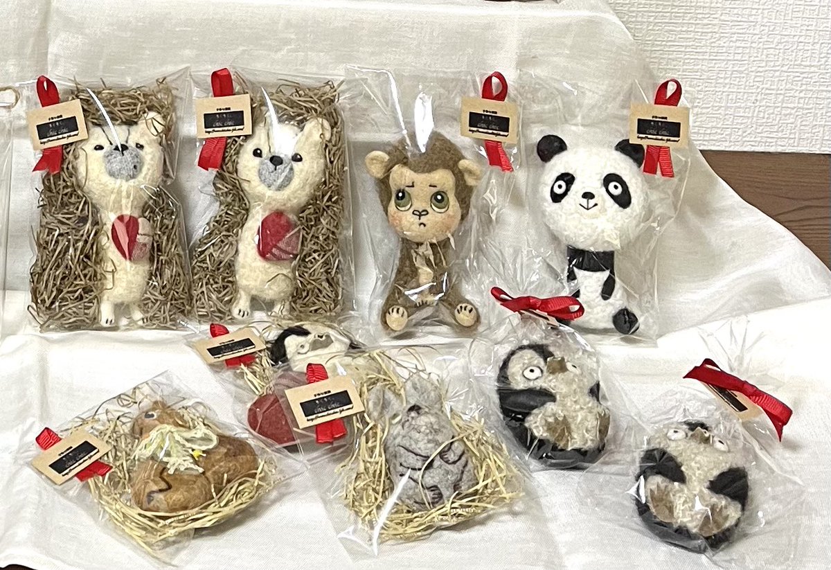 felt7373's tweet image. ブサ猫ちゃん以外に、チャームやブローチなどもちょこっと出品しま〜す。

〜〜〜〜〜〜〜〜〜〜
ゴールデンウィーク期間✨
４月２９日から５月５日まで
阪急本店うめだスークさんにて開催される
「うめだ手づくり市」に参加します♪
〜〜〜〜〜〜〜〜〜〜

#うめだ手づくり市
#needlefelting