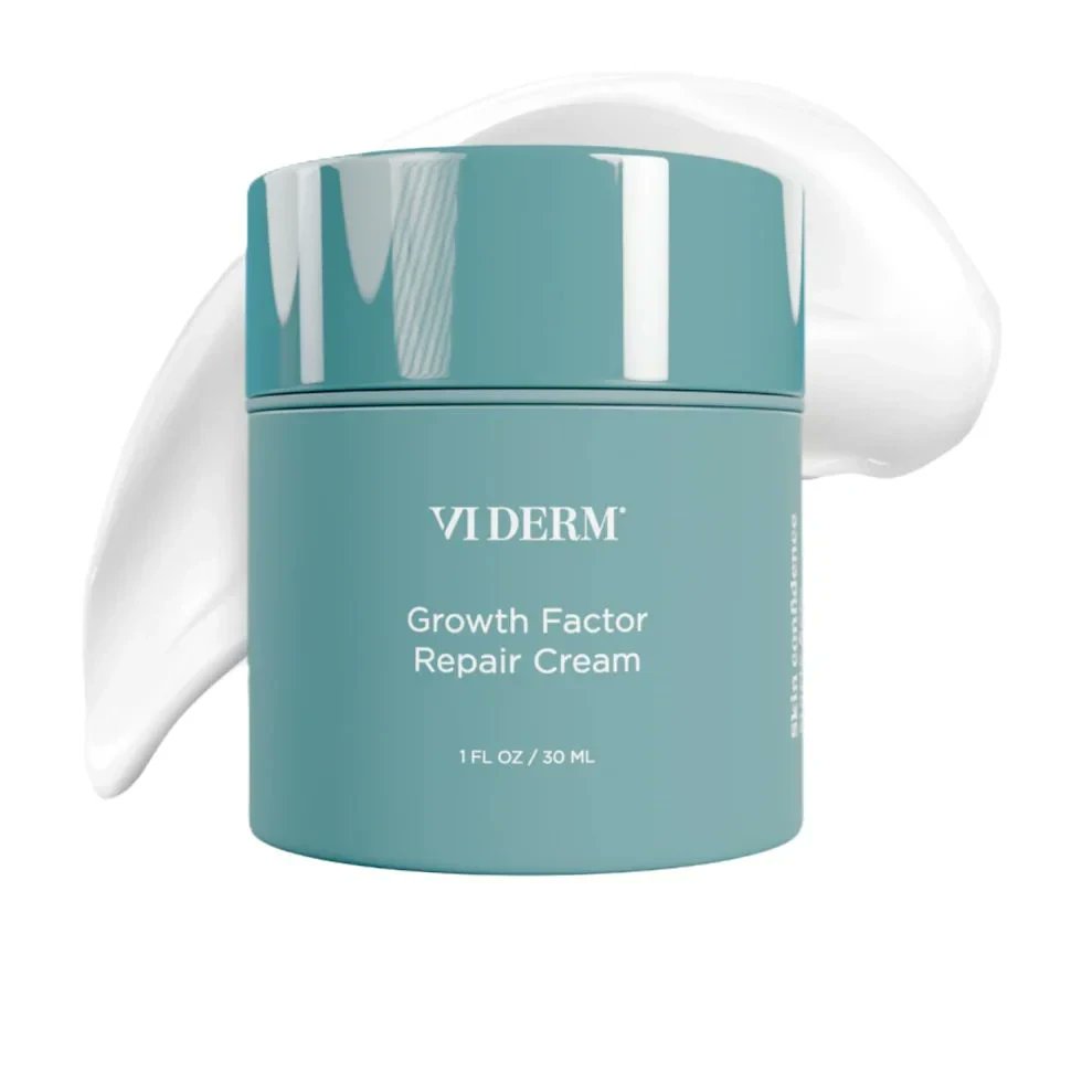 beautyowl's tweet image. Repair, brighten, hydrate — ViDerm Growth Factor Repair Cream does it all. Powerful peptides + vitamin C + niacinamide + ceramides = firmer, calmer skin. Introductory Offer £93.10 (normally £98.00). Buy now: wix.to/9oxzQRE #Skincare #AntiAging #Beauty #ViDerm