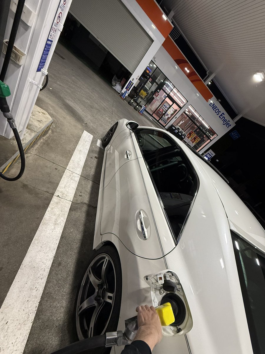 洗車してーーー
2週間分のブレーキダストやべー