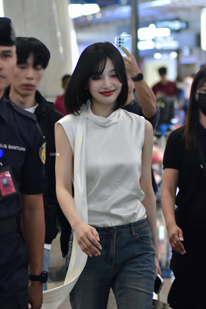 MyKpopHuntress tweet media