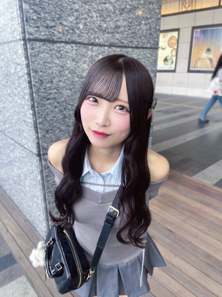 中村日菜 tweet media