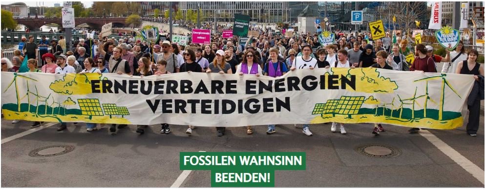 Earthfriend21's tweet image. #SavetheDate in #Deutschland #FridaysForFuture 
Von #Aachen bis #Würzburg❣️
📣Demos &amp;amp; Kundgebungen zur Verteidigung der #erneuerbaren_Energien #Energiewende und zum Stoppen des klimafeindlichen Kurses von Ministerin (von und für) Reiche #GasKathi #Reichestoppen #ReicheRücktritt