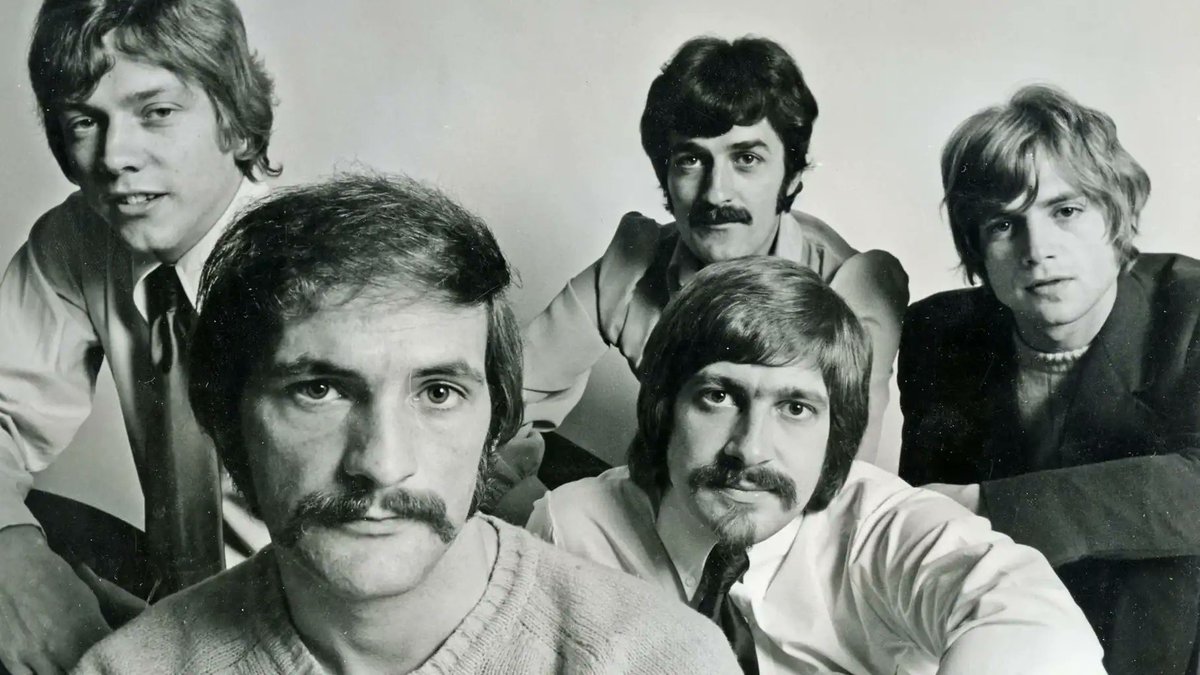 Plasticos y Decibelios tweet media