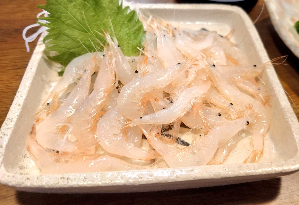 ナオト tweet media