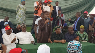 ToyinFayinka's tweet photo. Yesterday, I joined @OfficialAPCNg leaders, members and stakeholders to welcome the Deputy Governor of Lagos State, @drobafemihamzat during his visit to Sen Ganiu Olarewaju Solomon (GOS), the Mushin apex leader and member of the Lagos State Governance Advisory Council (GAC). https://t.co/x2eojlTqEI