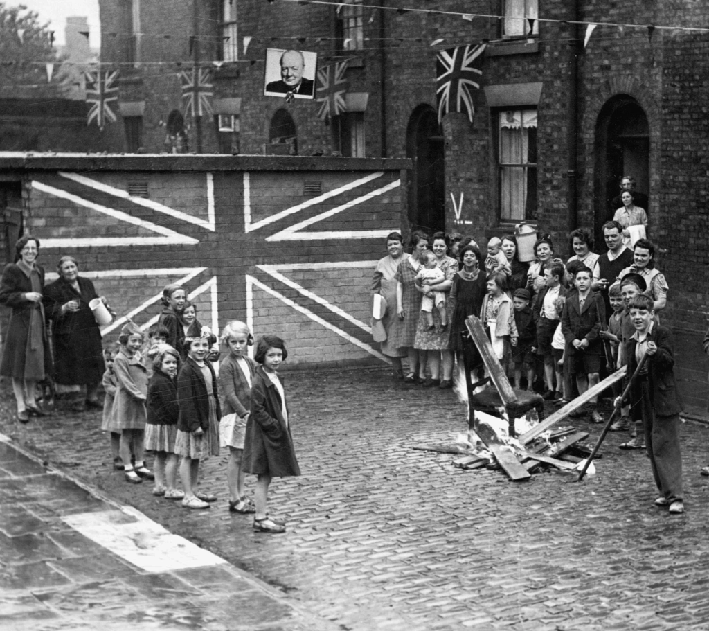 Tom Harwood tweet media