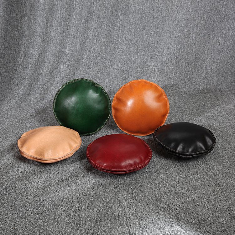 whalesongs33479's tweet image. Tired of boring cushions that look the same? 🙅‍♂️
We made this leather one that gets better with age and matches every corner of your home.
#LeatherCushion #HomeEssentials #FactoryMade