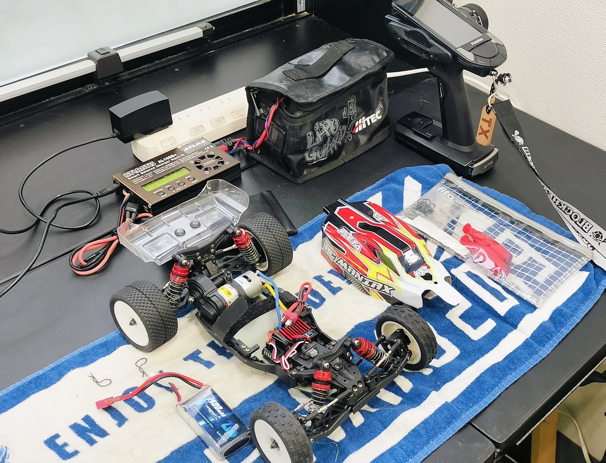 𝐓𝐗 tweet media