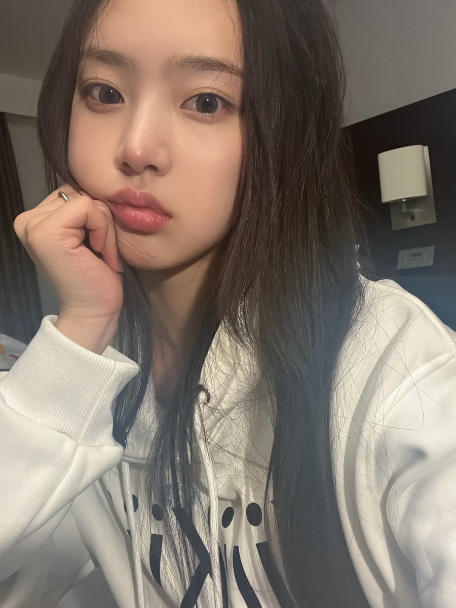 KiiiKiii LEESOL 이솔 tweet media