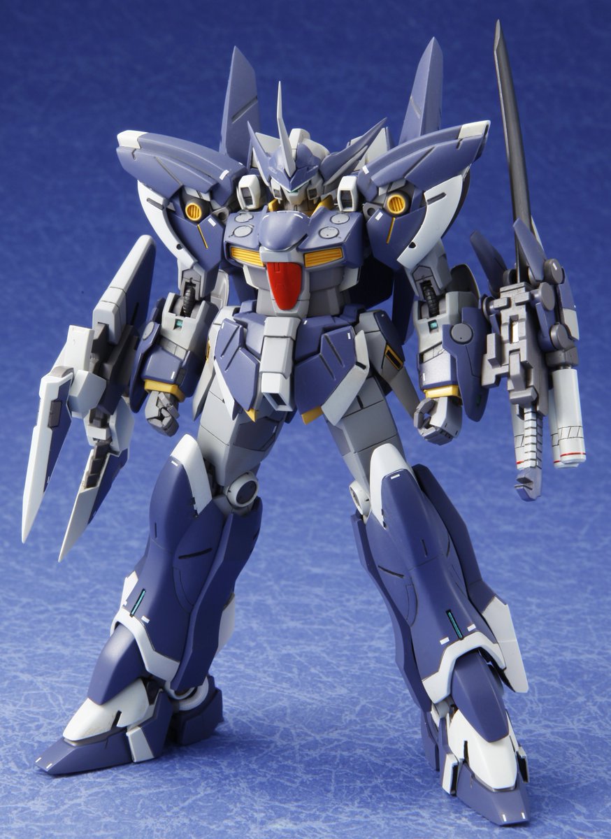 #あなたのプラモの製作から完成まで見せて下さい

設定画のバランスを読み込んで、各部を調整しながら追い込んでいくスタイルで作例をよく造ってましたよ

なぜか被り物が多かった記憶が…(まぁ好きなので仕方なし)

＃スパロボ