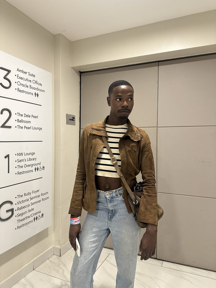 ayofemi 💋 tweet media