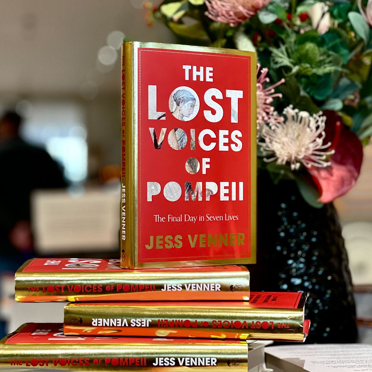 Waterstones tweet media