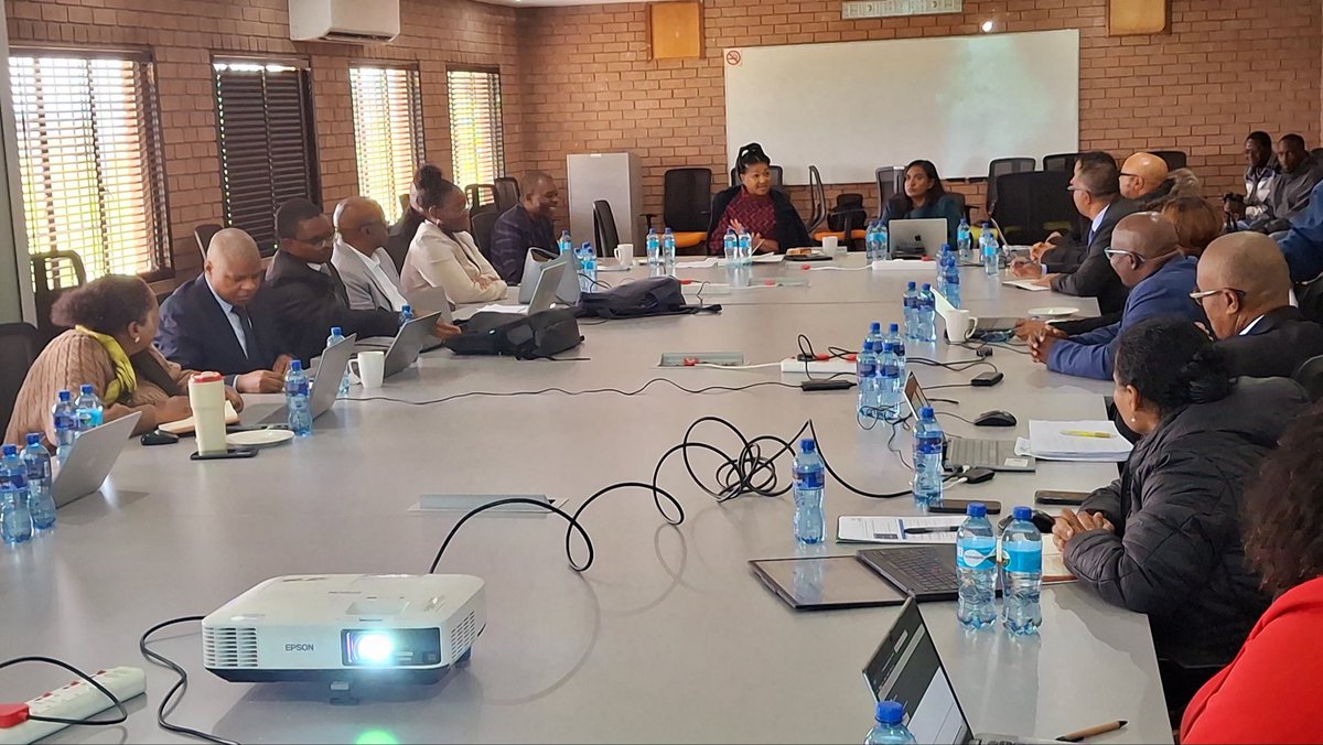 Environmentza tweet media