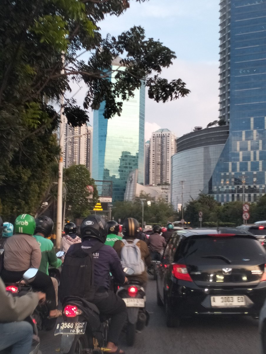 Mustofa Hadi tweet media