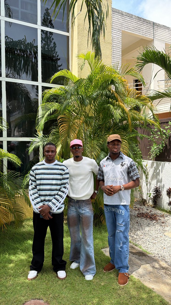 DeeDee🌟 tweet media