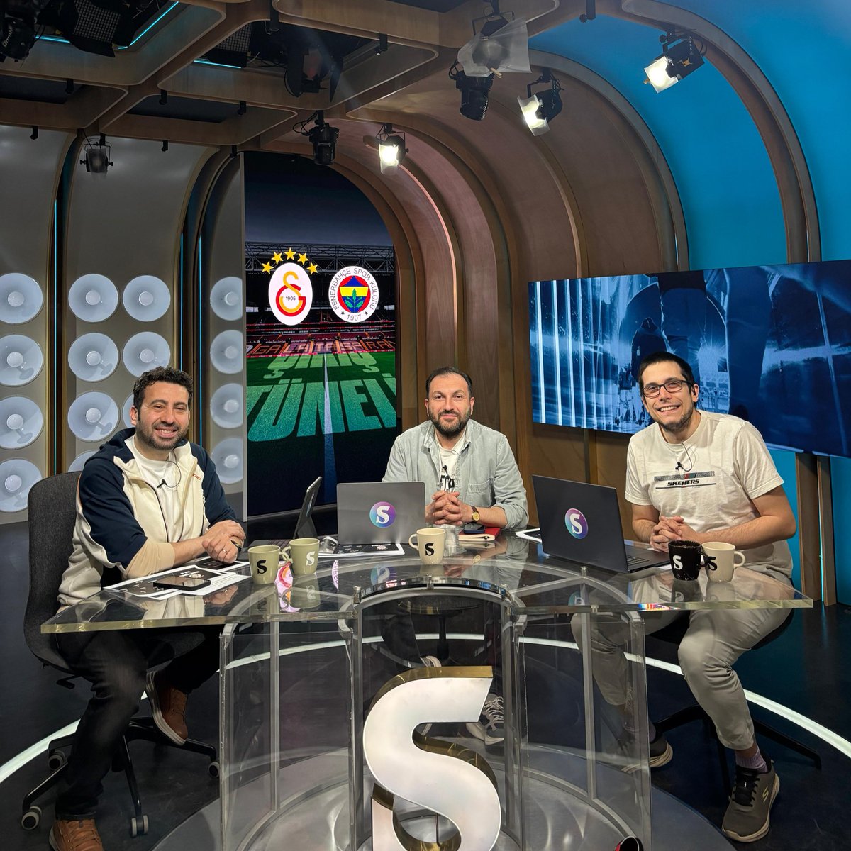 SocratesDergi's tweet image. ⚽️ Çıkış Tüneli başladı!

İzlemek için 👉 youtube.com/live/lbnqQS7zK…

@SkechersTR #ComfortThatPerforms #Sponsor