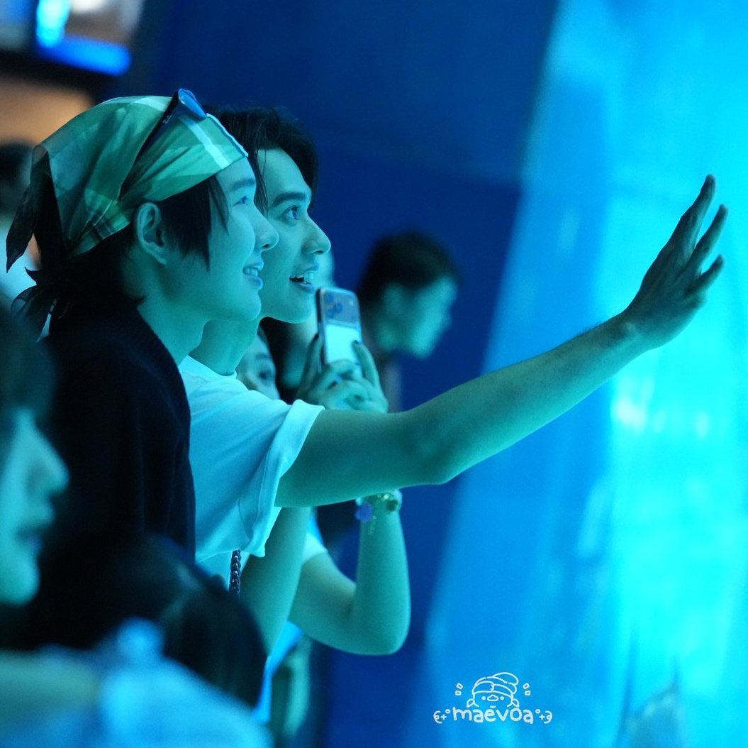 เอ็นดูความตื่นเต้นกับทุกอย่าง ยังเร้กจิ๋วกันอยู่เลยนี่นา น่ารักจัง แต่นึกถึงที่น้องเคยบอกว่าน้องยังอายุแค่นี้ แต่โดนสารเร่งโตอะ ขอให้เก่งน้ำปิงได้ใช้ชีวิตแบบที่อยากใช้และมีความสุขกับรอยยิ้มเยอะ ๆ นะอ้วน ( •̥ - •̥ )

#MamixKengNampingOkinawaTrip
꒰ #KengNamping : #เก่งน้ำปิง ꒱