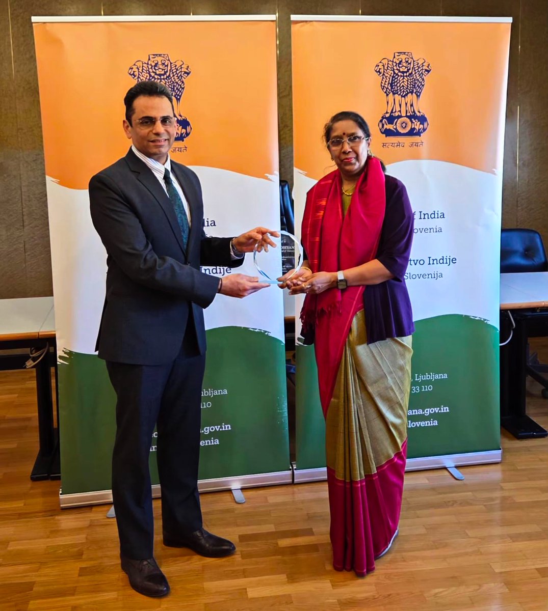 India in Slovenia tweet media