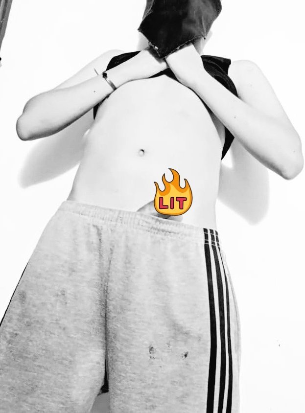 sflacoss's tweet photo. Andamos con calor en esta temporada lluviosa 🥵📸
#chudai #bulge #paja #manes #cali #cruising #nude #nature #voyerismo #flacoss https://t.co/dftIVgYMIY