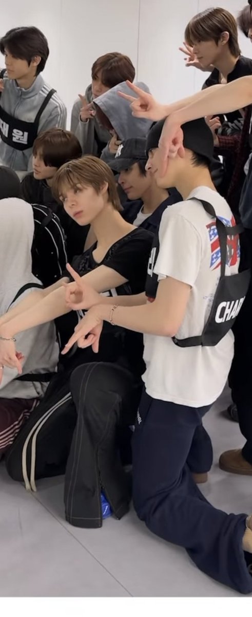 저스틴 와이프 tweet media