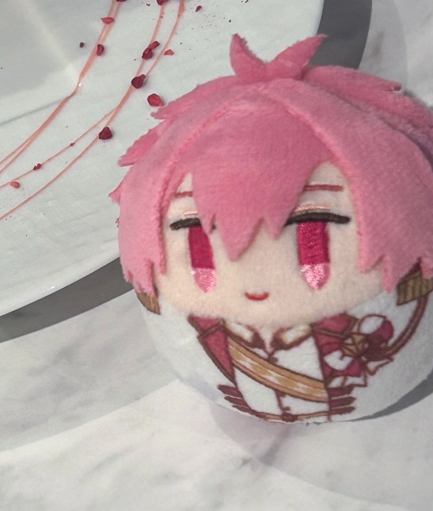 るーか tweet media