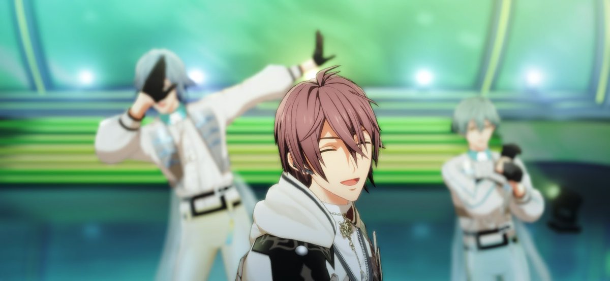 ヒスト tweet media