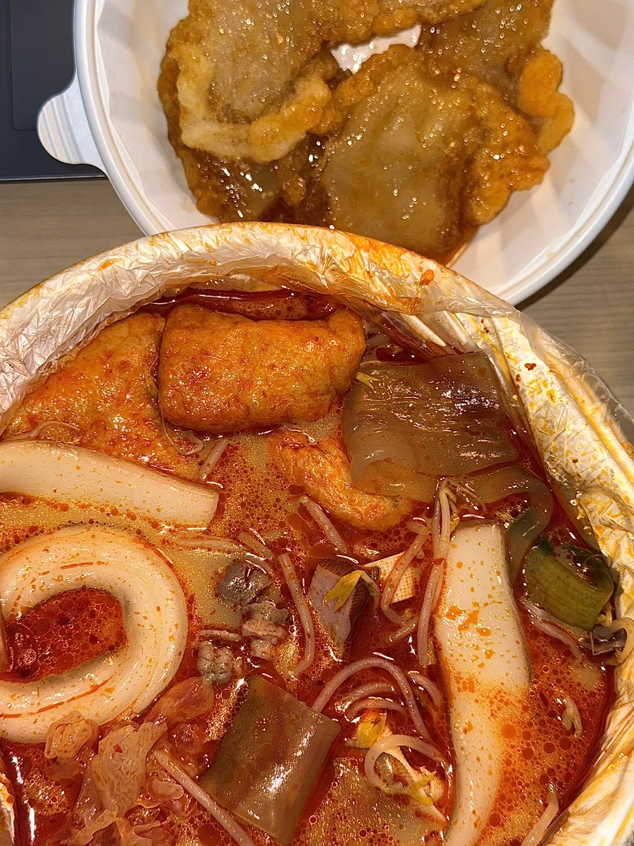 큐 식사계정 tweet media