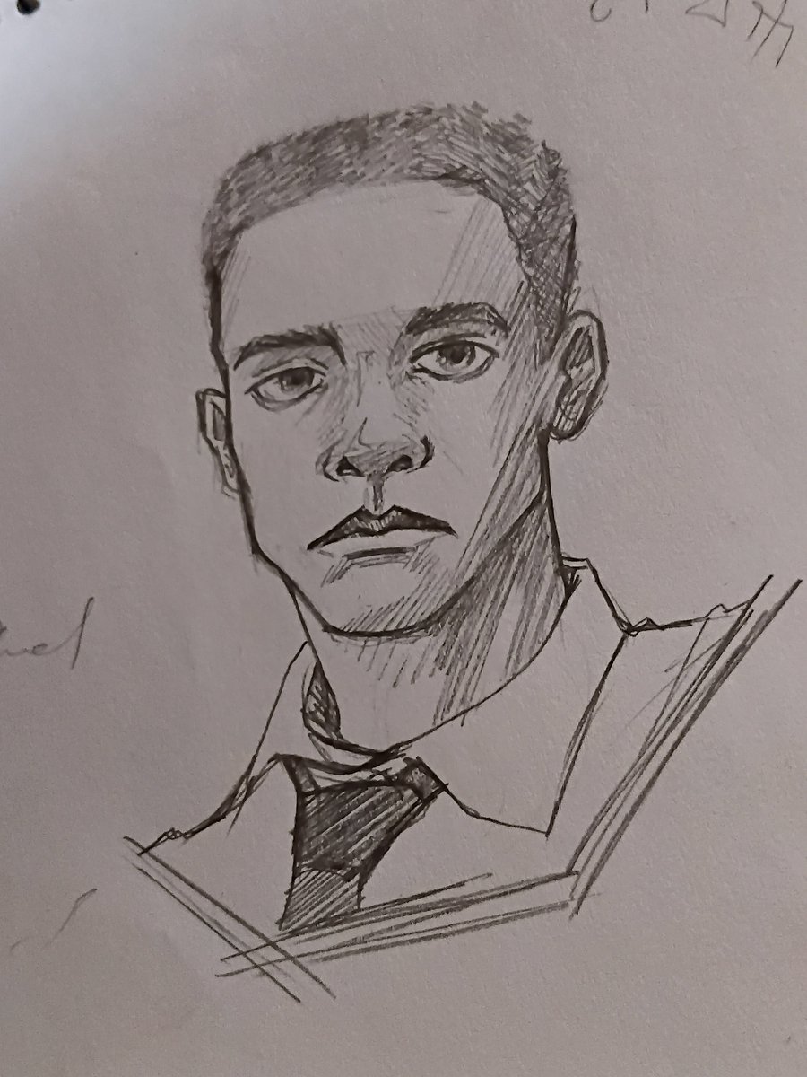 My first sketch in weeks  :3
I am extremely rusty